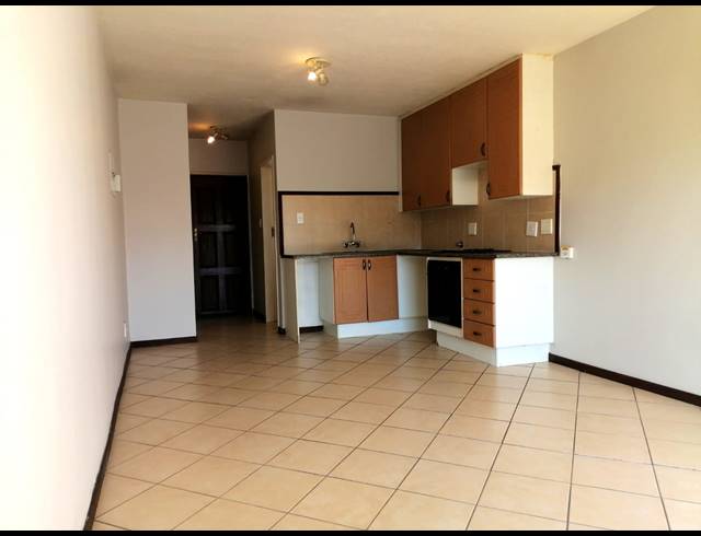 0.5 BEDROOM APARTMENT RENTED IN SAGEWOOD